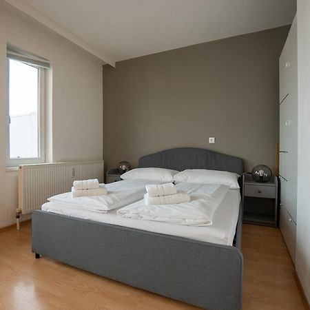 Apartment With A Private Terrace Located Right Near Belvedere Castle, 15 Minutes Away From Stephansdom Wien Eksteriør billede