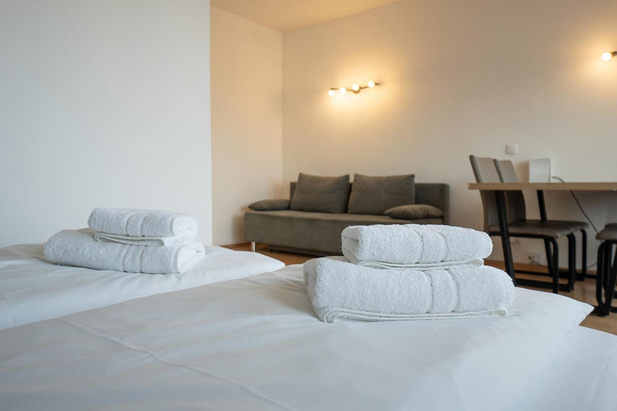 Apartment With A Private Terrace Located Right Near Belvedere Castle, 15 Minutes Away From Stephansdom Wien Eksteriør billede